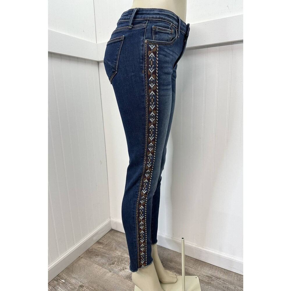 Driftwood Embroidered Jeans Jackie Skinny Womens 28 Denim Western/Aztec EUC